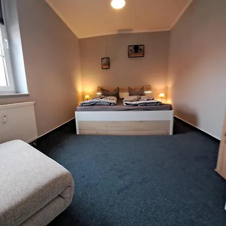 Lägenhet Residenz Am Peeneplatz